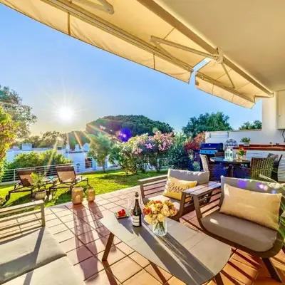Luxury Villa in Serene Location with Pool & Private Garden