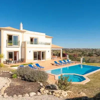 Villa Agua by Gabi Miguel