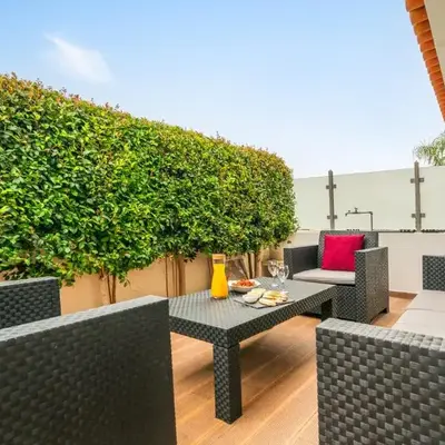 Sunshine Holiday House
