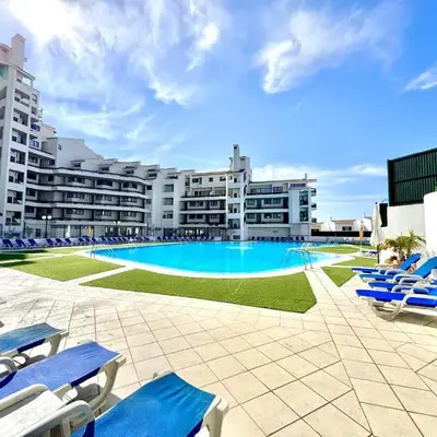 Albufeira Skylight 1 with Pool by Homing