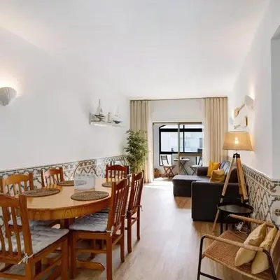 Blue wave escape apartment -T1 perto da praia com varanda