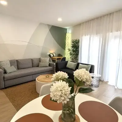 Carmo House