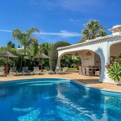 Luxury Villa Heated Pool