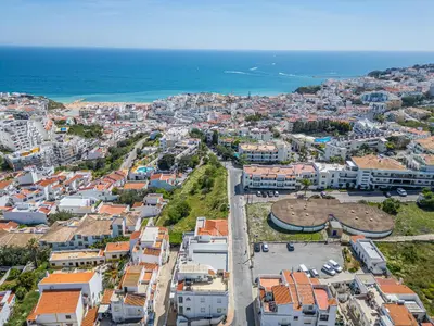 an aerial view of a city with the ocean at Mar&Mar Old Town 2 Bedroom Apartment in Albufeira