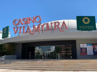 a building with a sign that reads casina vilanova at Discovery Apartment Vilamoura in Vilamoura