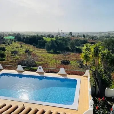 Self-contained floor of Quinta / Villa
