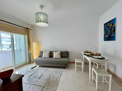 Gallery image of Quarteira Central Beach 1 by Homing in Quarteira