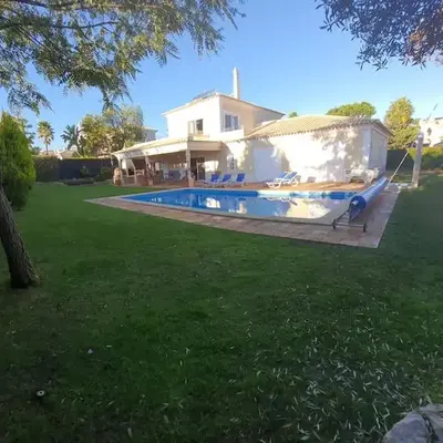 Luxury Private 5 bedroom Villa pool