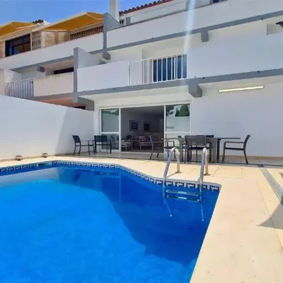 Marina parque CD 68 - Cleverdetails - private pool