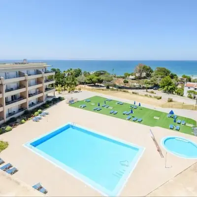 Beach Front Luxury T1 Apt Pools Garage Tennis