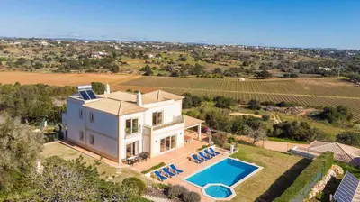 an aerial view of a villa with a swimming pool at Villa Água in Albufeira