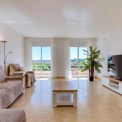 Apartamento Al Sakia 2bdr com piscina e ar condicionado
