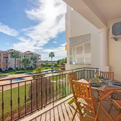 Cosy Apartment with Pool 1