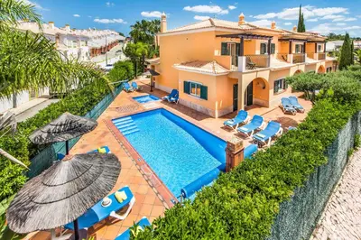 an aerial view of a villa with a swimming pool at Villa Norcas Grande in Galé