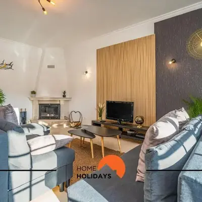 #257 Villa Sun & Sea by Home Holidays