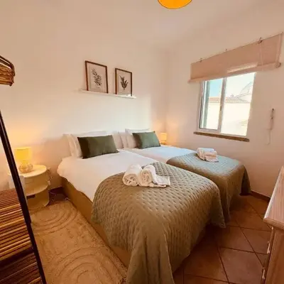 Cosy 3 bed Apartment Albufeira Old town