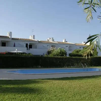 Apart. Barracuda