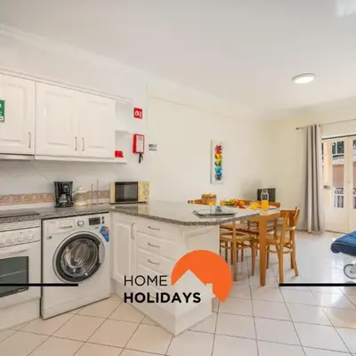 #273 T2 Bicos Flat M by Home Holidays