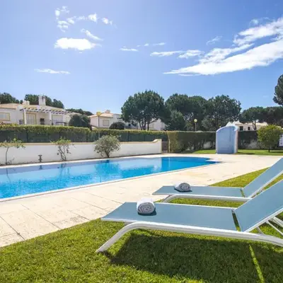 Nature Escape 2BR Villa Pool Wi-Fi AC