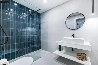 a bathroom with a sink and a mirror at Apartamento T3 Praia da Falésia - PINE SUN PARK in Albufeira