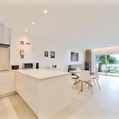 Saro Apartment by HelloVacations