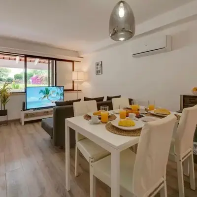 Apartamento Condomínio Montechoro by CM Properties