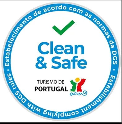 a clean and safe logo with the words clean and safe at Vacances Tranquilles in Olhos de Água