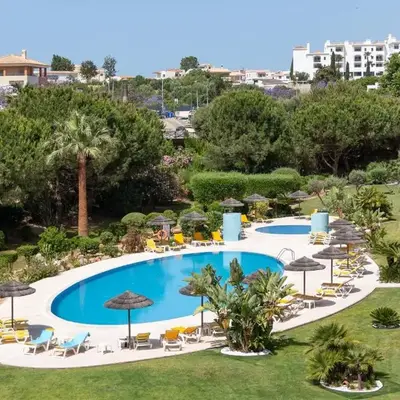 Penthouse with Pool View in Albufeira by Lovelystay