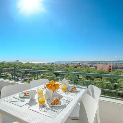 Salgados Sunset and Sea View Apartment