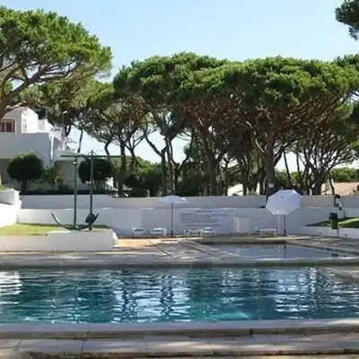 Charming House in Albufeira with Shared Pool
