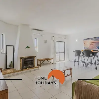 #295 Beco do Sol 29A by Home Holidays