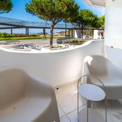 Baleeira Sea View Studio