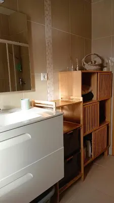 a kitchen with a sink and a counter top at Maison entière 10-12 personnes à Goldra de çima Loulé in Loulé