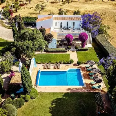 Lovely Very Private Villa with Beautiful Gardens