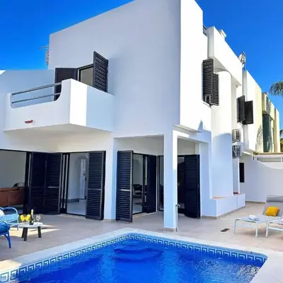 Villa Brasil by BeCherish