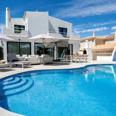 Villa Cyan by SAPvillas