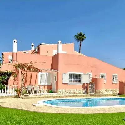 Vila Paraiso da Maria 5 quartos duas salas