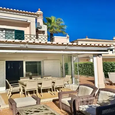 Villa Cypress Vilamoura 3Bed Villa with Terrace and Pool Access by CleverDetails