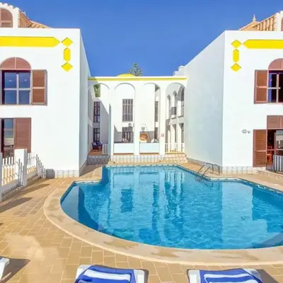 Holiday Home Chalet Villa Albuar mit eigenem Pool by Interhome