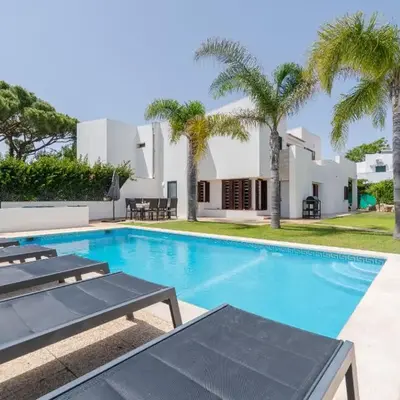 Villa Navegante com Piscina Privada em Vilamoura