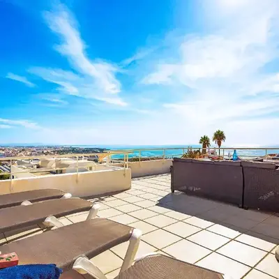 WindMill Rooftop Panoramic OceanView Condo By BeCherish