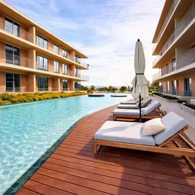 Horizon Sand Beachfront apartment - Pool View