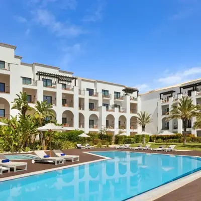 Pine Cliffs Ocean Suites
