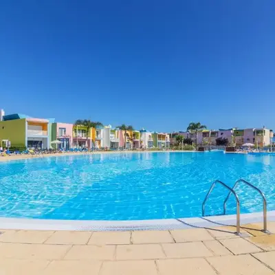 Apartamentos da Orada by Garvetur