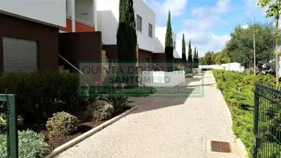 a bedroom villa with a view of the garden at Apartamento Vitismar CA in Guia