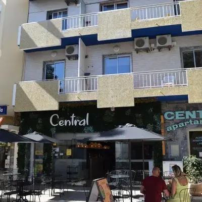 Apartamentos Central