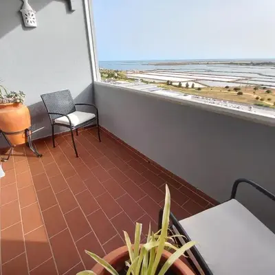 Sea View urban apartment