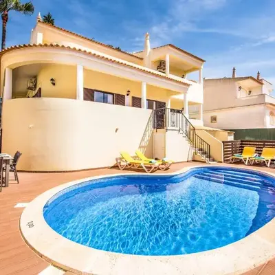 Villa Simoes