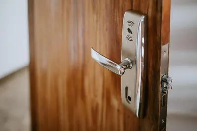 a close up of a wooden door with a handle at DREAMS HOUSE in Faro
