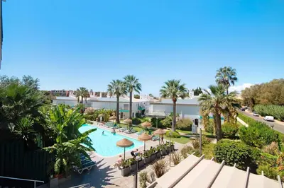 an aerial view of the pool at the resort at PALM PARADISE SALGADOS in Albufeira